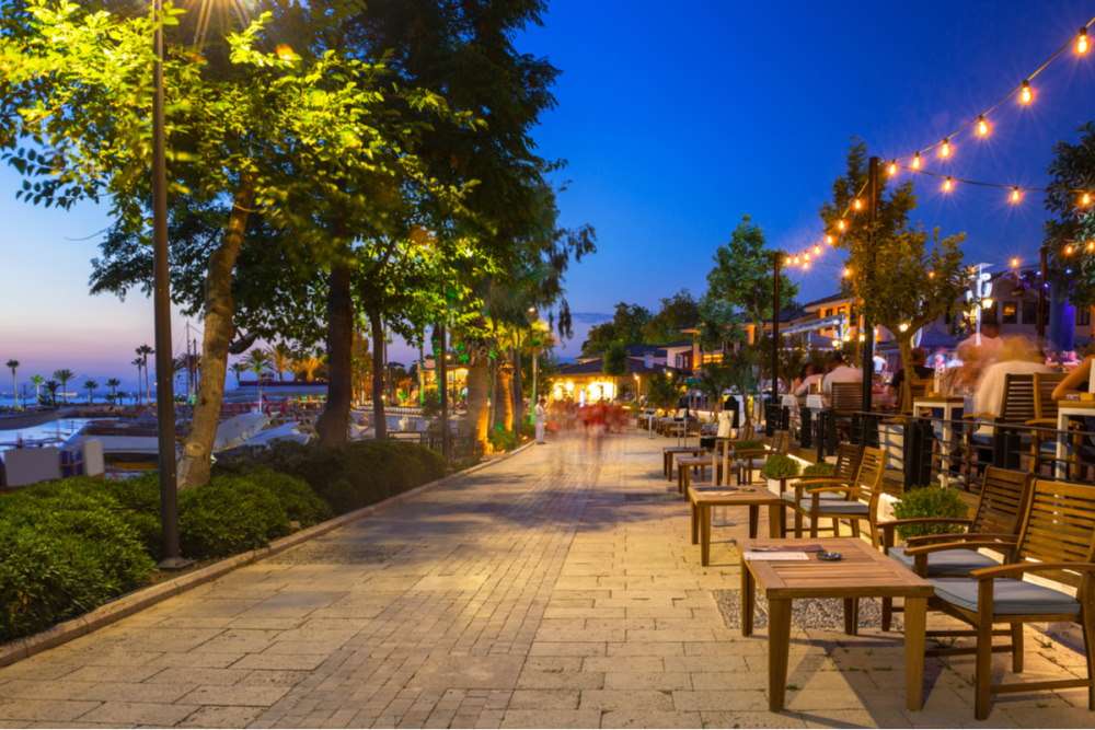 Nightlife-in-Side-old-town-in-Antalya-Turkey
